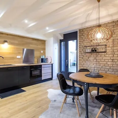 La Chapelle - Magnifique Loft Au Coeur De